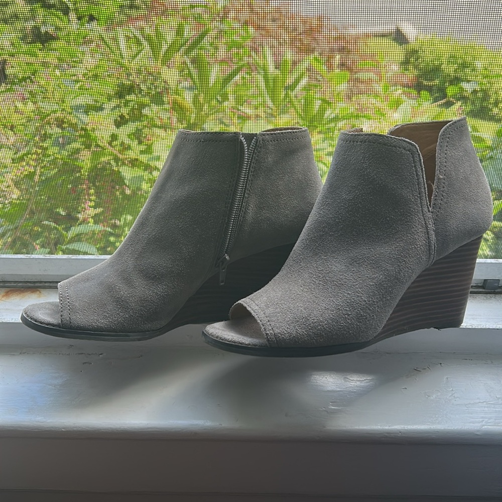 Lucky Brand taupe Suede Wedge Heel Open Toe Booties